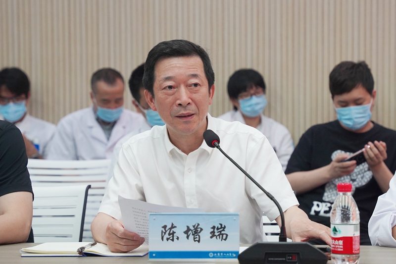 0614 臨床實習生畢業(yè)01.jpg