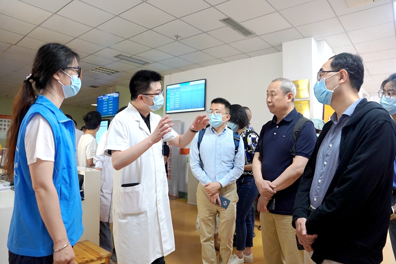 C:\Users\admin\Desktop\20230604中國疾控中心專家來院調(diào)研\(zhòng)DSC02282.JPG