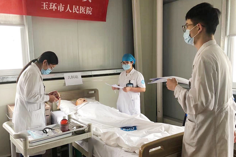 1107 臨床實習(xí)生技能競賽4.jpg